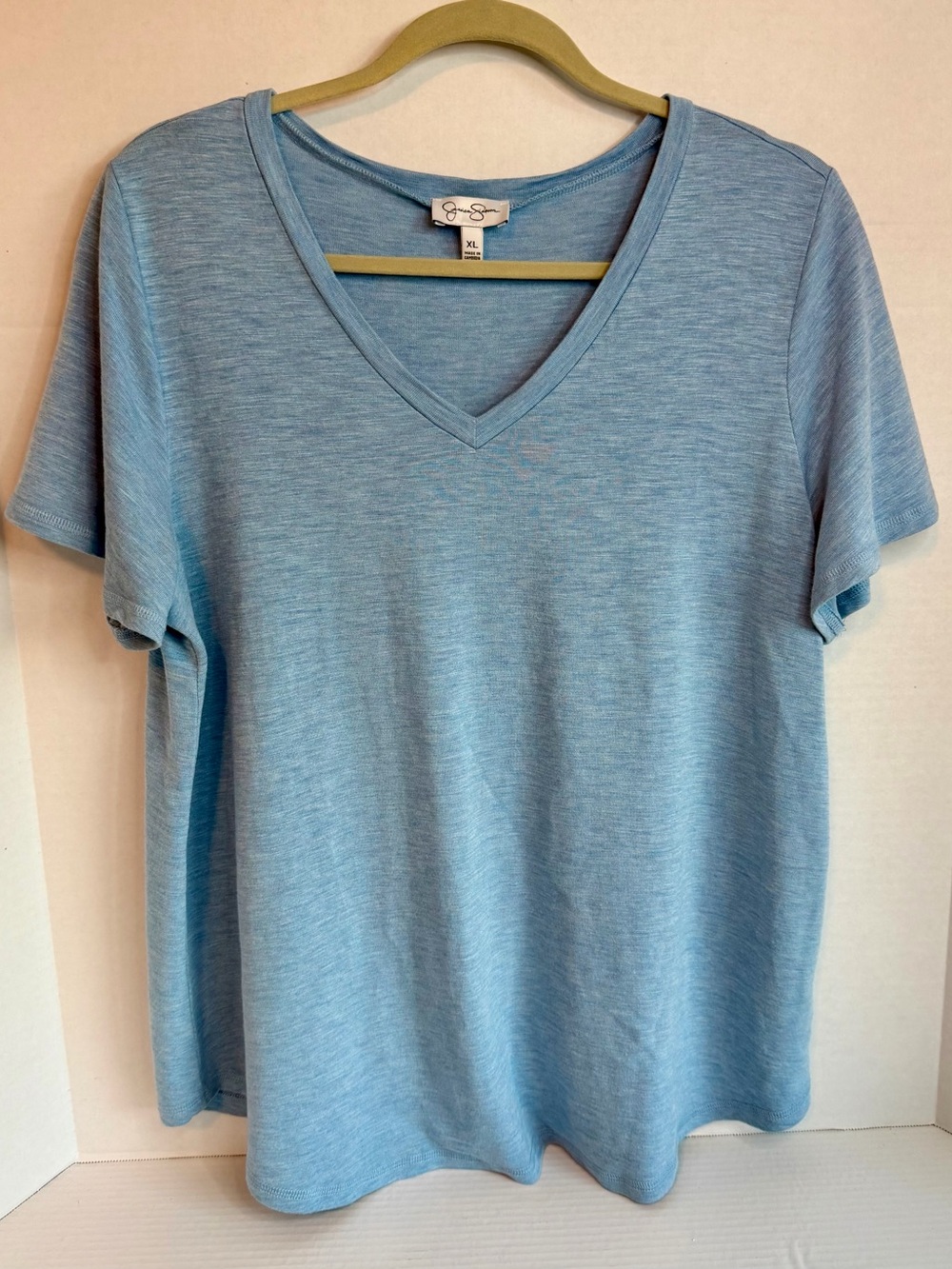 Jessica Simpson Women’s Blue V-Neck Short Sleeve Soft Comfort Relax T-Shirt